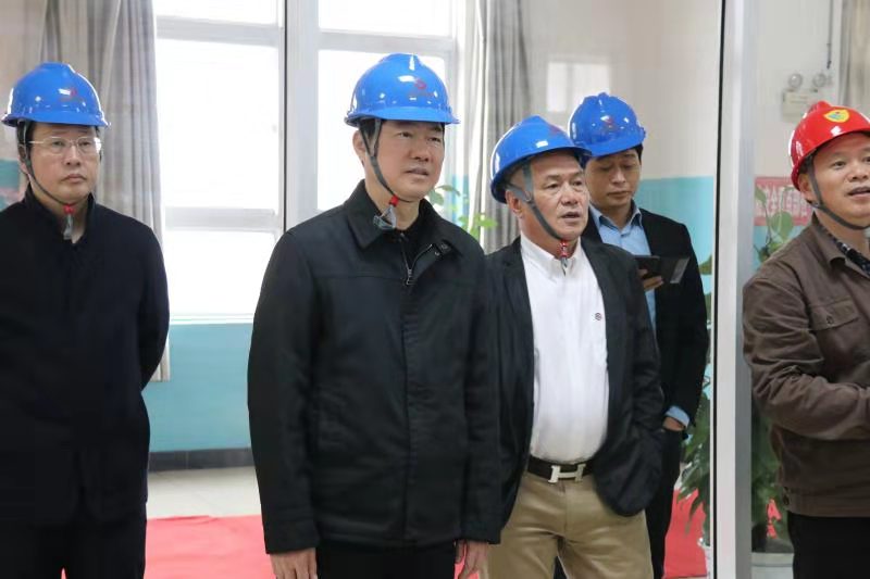 福建省十二届人大法制委员会主任委员一行到我司参观调研