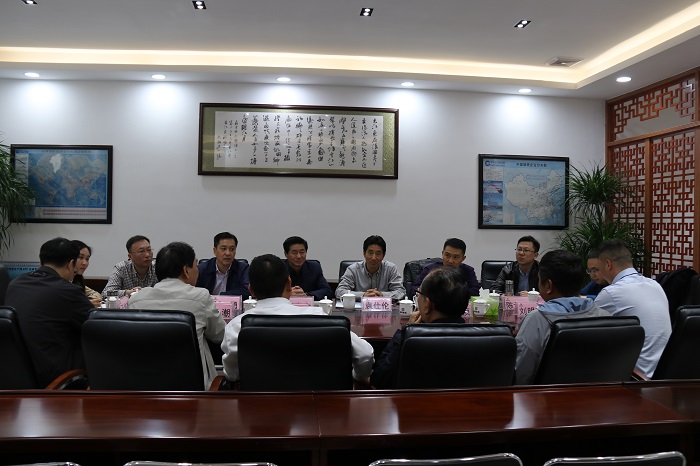 四川省乐山市廖克全副市长率队到我司参观调研